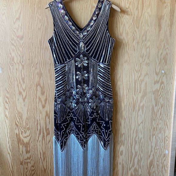 Vintage Sequin and fringed Dress- like new - Picture 2 of 12